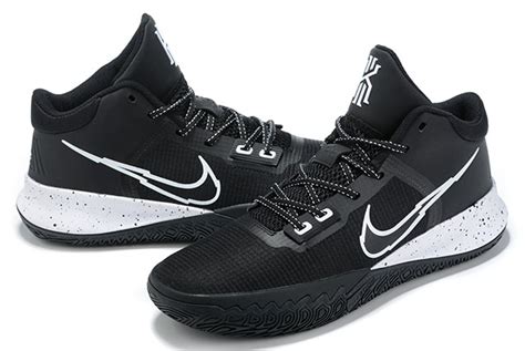 Mens Nike Kyrie Flytrap 4 Blackwhite Basketball Shoes