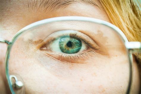 Blurry Vision & Cloudy Vision: Here’s What You Need to Know