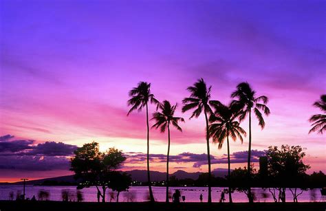 Sunset At Ala Moana Park Magic Island By Tropicalpixsingapore
