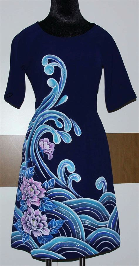 Pin By Khanh Lee On Painting On Cloth Painted Clothes Hand Painted Dress Kurti Embroidery Design