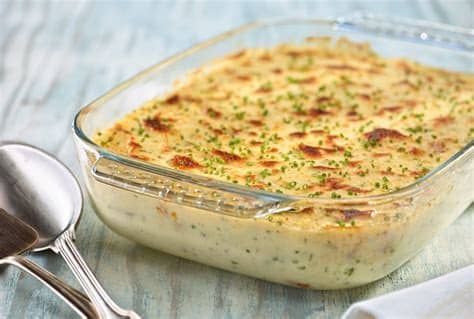 «estas cien recetas que he recopilado son fórmulas que he puesto en práctica en casa con muy buenos resultados y os aseguro que he intentado ser claro, conciso y muy práctico para que no perdáis un minuto en la cocina. Siete recetas de Martín Berasategui para hacer con patatas