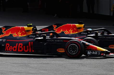 Jun 07, 2021 · max verstappen 'frustrated' at missed lewis hamilton chance after azerbaijan gp crash max verstappen remains championship leader despite not finishing azerbaijan gp after thrilling conclusion to. Grote openbaring Ricciardo over crash met Max Verstappen ...