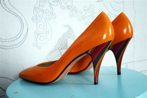 Vintage 1980s Norma Betancourt Orange Leather Pumps With Colored Striped Heels Size 9 73 00