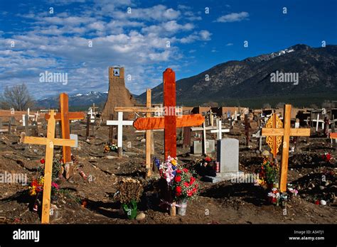 Native American Cemetery Taos New Mexico Stock Photo Alamy
