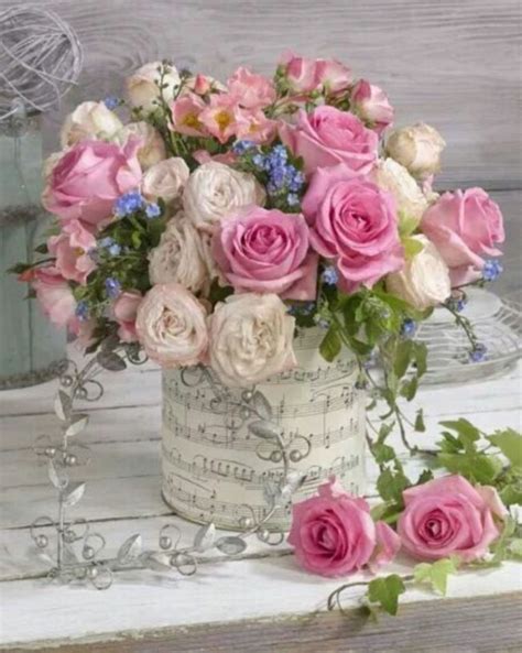 Wonderful Rose Arrangement Ideas For Your Girlfriend 1008 Beautiful