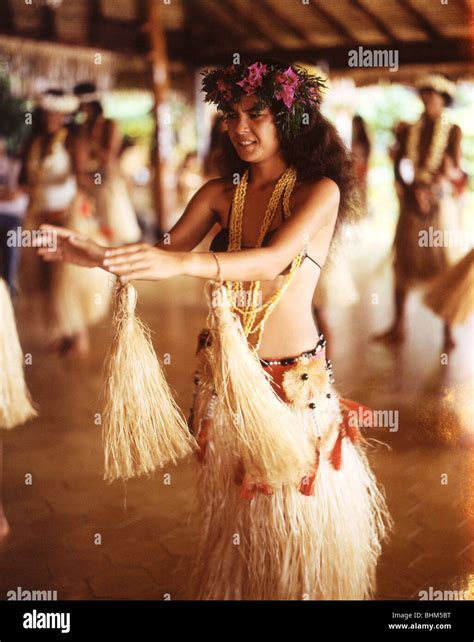 Young Woman Tahitian Dancer Moorea Tahiti French Polynesia Stock