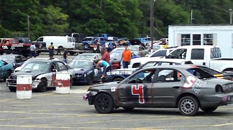 4 Cylinder Enduro Cars In Pits Youtube