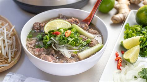 Authentic Quick And Easy Vietnamese Instant Pot Beef Noodle Soup Recipe Pho Bo — Vicky Pham