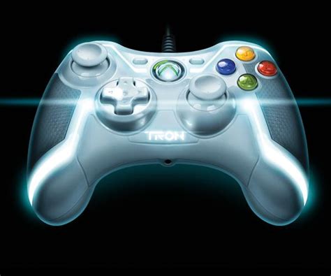 Pdp Unveils Tron Inspired Game Controllers Ubergizmo