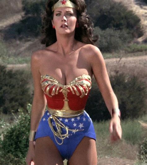 Shes Amazing Wonder Woman Lynda Carter Female Hero