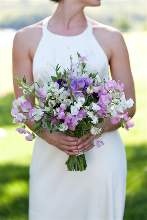 Sweet Peas In April Birth Flower Of The Month — Future King And Queen