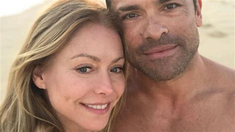 Hollywood Sweethearts Kelly Ripa And Mark Consuelos Celebrate 26th