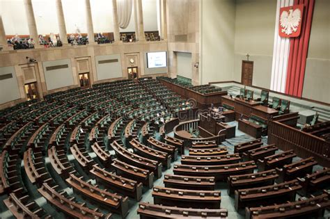 Buitenkant weergave van sejm parlementsgebouw in warschau is de hoofdstad stad van polen. Het Europees Parlement Verkiezing, 2014 (Polen ...