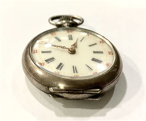 Reloj De Bolsillo De Plata Del Siglo Xix