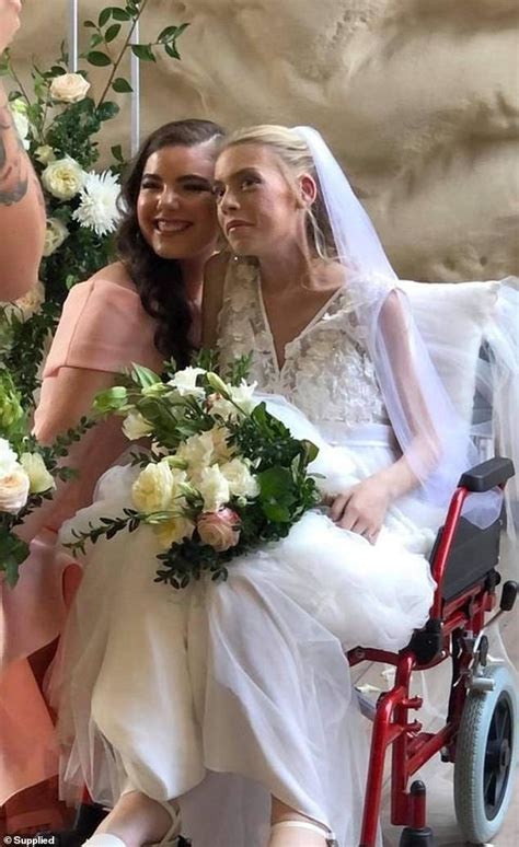 Domi Good Tear Jerking Moment Terminally Ill Bride 23 Marries The Love Of Her Life After