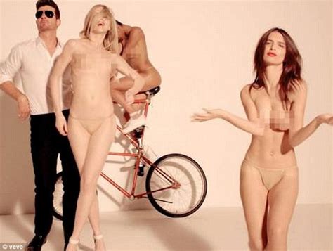 Blurred Lines Banned By Youtube Robin Thicke S Video Featuring Naked