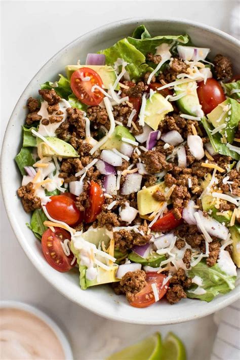 A few years ago, we started making keto recipes and after realizing just how delicious they are and how low carb recipes are seeing a tremendous surge in popularity lately. 17 Easy Low Carb Recipes for Meal Prep - The Girl on Bloor