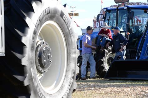 International directory of agricultural machinery manufacturers covering farm machinery and equipment including tractors, replacement parts, used machinery, used equipment, combine harvesters, cultivation equipment, planters, grain storage, finance, insurance, jobs, news, tractor credit. Two-month wait on ACCC report on farm machinery repair costs | Bunbury Mail | Bunbury, WA