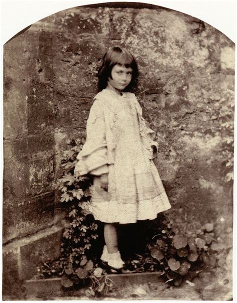 Alice Liddell Photos By Lewis Carroll Show Alice In Wonderland Inspiration