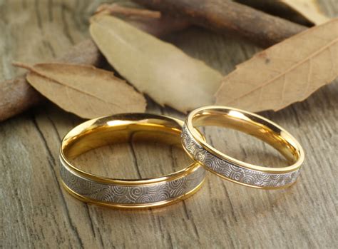 handmade-gold-wedding-bands,-couple-rings-set,-titanium-anniversary