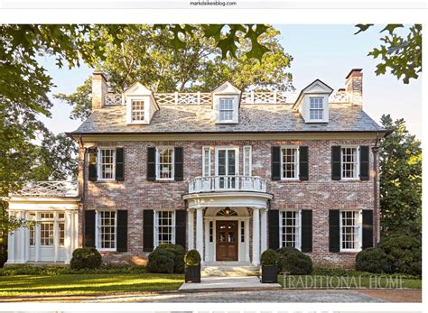 Many houses of the post world war ii building boom were capes, including many of the 17,400 cottages in levittown, new york, the country's first housing development. Pin by E. N. on Landscaping | Colonial house exteriors ...