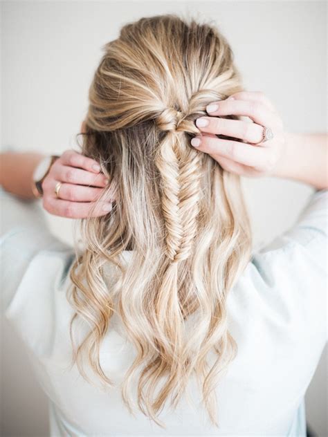 Medium hair has its own perks and negatives at the same time. Half-Up Fishtail Braid Tutorial | lark & linen
