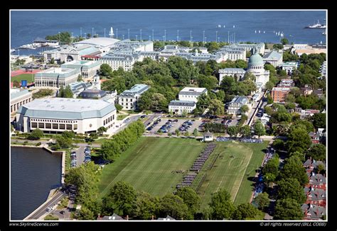 Us Naval Academy Annapolis Midshipmen On The Campus Of Th Flickr