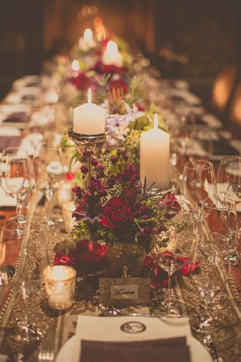 20 Christmas Wedding Decorations To Blow Your Mind Away