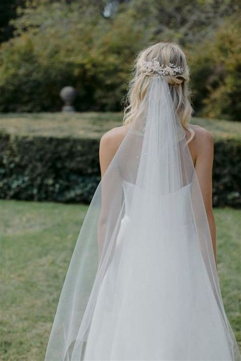 20 Wedding Hairstyles For Long Hair With Veils Oh The Wedding Day