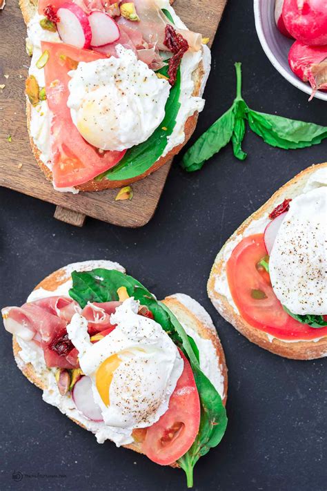 Pulled pork sandwich with bbq sauce and. Breakfast Open Faced Sandwich, Italian Style | The ...