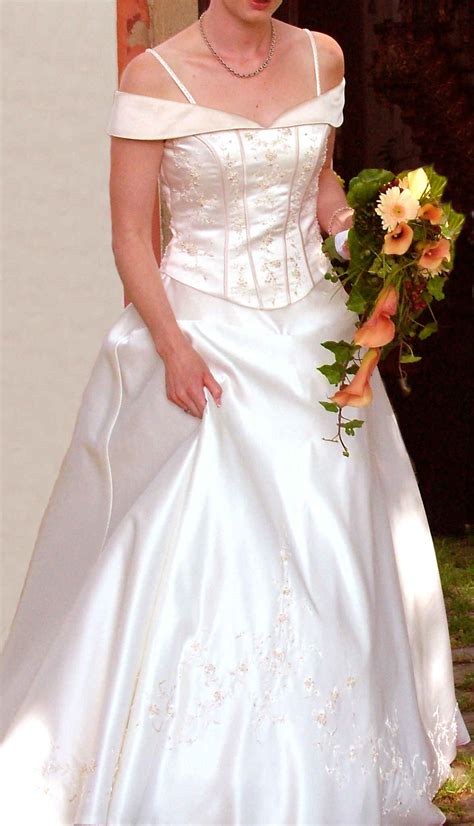 Kaufen sie die besten brautkleider 2021 online bei irenekleider.de. Brautkleid gebraucht München - zu verkaufen - Größe 36