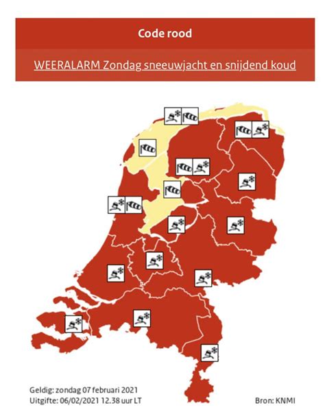 De code rood en het dringende advies komt net voor de herfstvakantie. KNMI: Code rood voor heel Nederland - Hoeksche Waard Nieuws