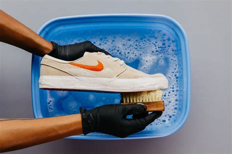 To keep clothes looking bright and colorful, a very effective trick is to soak the clothes in water and salt the day before washing them. How Do I Clean My Shoes? | Nike Help