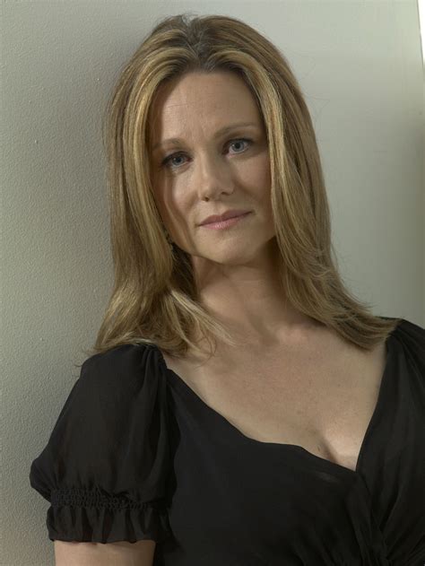 Pin By Denielle On Laura Linney Laura Linney Beautiful Actresses Famous Faces