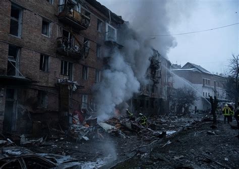 ウクライナ、首都キーウの死者150人超に 侵攻から9カ月で 毎日新聞