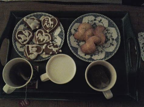 Feta Oliivin ruokablogi (bakblog): Mmmm, keksiä ja teetä!