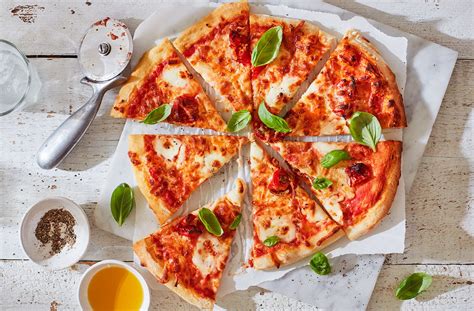 10 Perfect Pizza Recipes Homemade Pizza Tesco Real Food