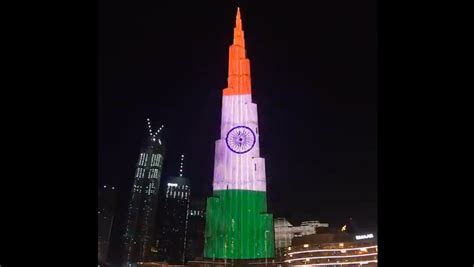 Covid 19 Dubais Burj Khalifa Supports India With National Flag