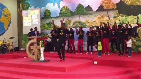 Nakuru Kenya Travel Vlog A Day Of Worship Deliverance Church Youtube