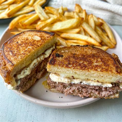 Trader Joes Style Patty Melt Using Only 5 Ingredients Trader Joes 5 Items Or Less