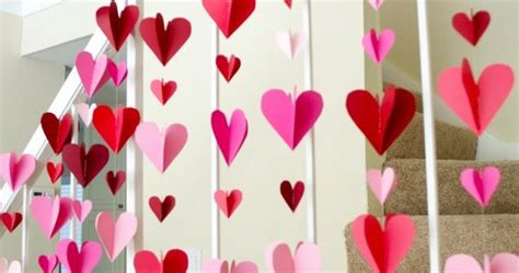 3 D Heart Paper Garlands Easy Diy Valentine Decorations Photo Booth