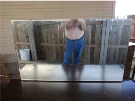 People Selling Mirrors Online Make For Some Creative Photos 17 Pics