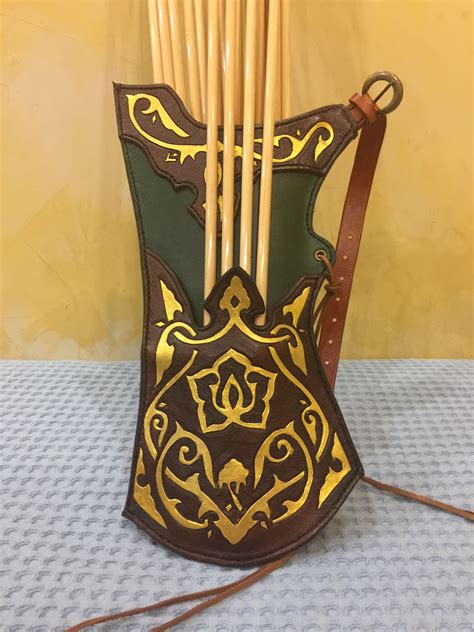 Tiro con arco etiqueta es una versión con arco y flechas del conocido paintball. Pin en Arco
