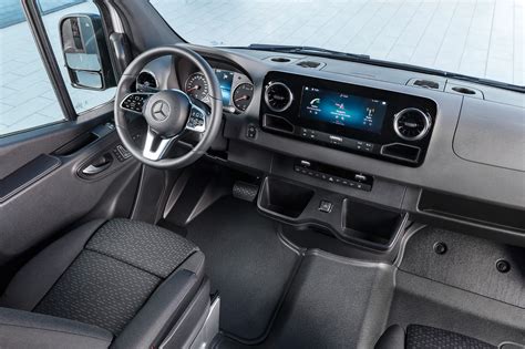 Mercedes Benz Sprinter Debuts With New Mbux Multimedia System
