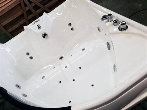2 Person Corner Hydrotherapy Whirlpool Bathtub Spa Massage Therapy Hot Tub Heat