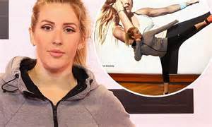 Ellie Goulding Shows Off Her Athletic Prowess At A Nike Event In Sydney Daily Mail Online