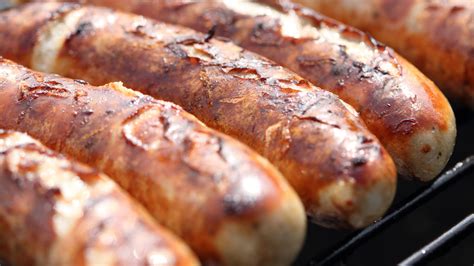 How To Grill The Perfect Bratwurst Grillaholics Grillaholics