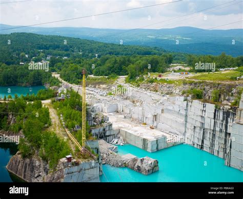 Barre Vermont Usa July 2018 Rock Of Ages Vermont Granite Quarry