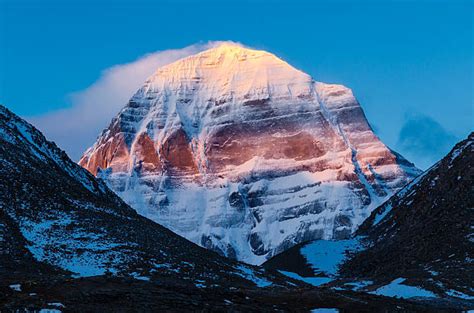 View and download hd quality sri ram wallpaper and put these sri ram wallpaper on your sri ram wallpapers, an excellent website to view and download hd god wallpapers, god story, avatar, incarnations, temple and pilgrimage. Best Mt Kailash Stock Photos, Pictures & Royalty-Free ...