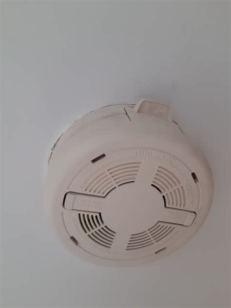 Or call us toll free at you will need two cr123a batteries to change the battery in your glass break detector. Smoke Alarm - NL3602 - Changing Battery | DIYnot Forums